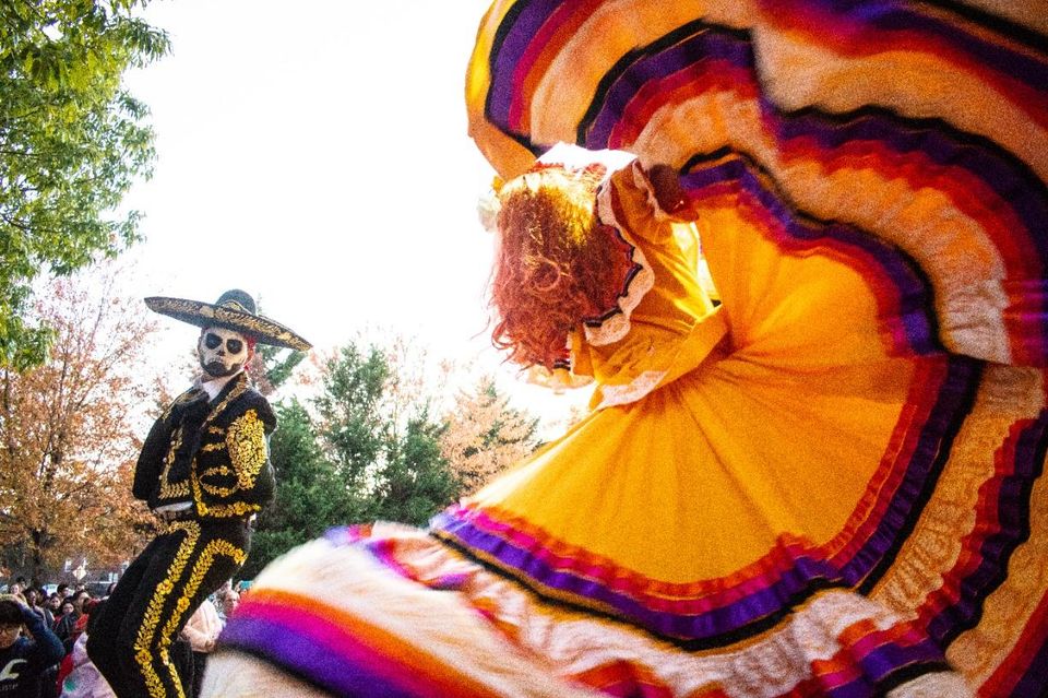 Two Mexican Folk Dancers 