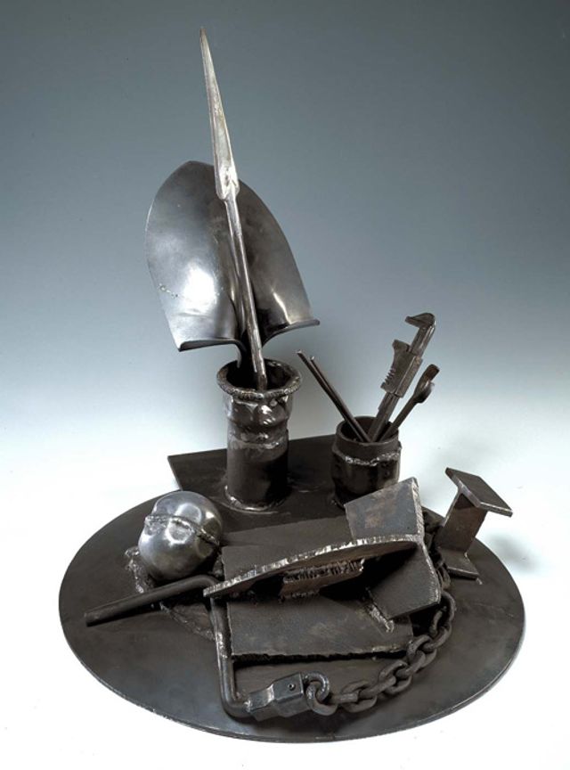 Edwards' welded steel object.