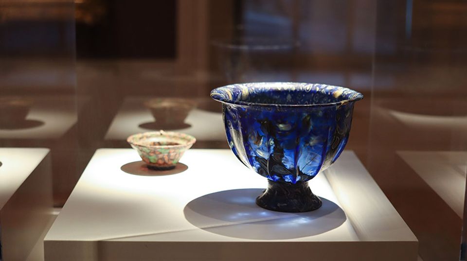 Roman glass bowl